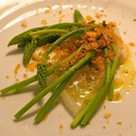 Qkurt - 烏賊とアスパラソバージュ