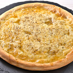 4 kinds of cheese and honey pizza