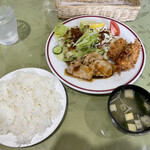テファニー - 生姜焼きとカキフライ　850円