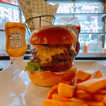 シェイクツリー バーガー＆バー - 