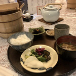 八坂1300円　これに出汁巻き玉子がつきます