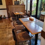 フォセッタ - 店内