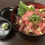 Finishing dish with tuna bowl