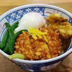 どん太鼓 - さくさく揚げ華味鶏丼780円
