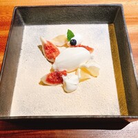 ボッテゴン - 愛知県　無花果　日向夏　ヴァニラ　メレンゲ　ヴァシュラン