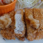 パキラ - カツの断面