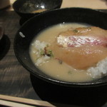 しらに田 - ３杯目(笑)。初めて鯛茶漬けで食べました・・。