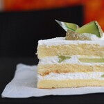 パティスリーヨシノリアサミ - メロンのショートケーキ