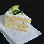 パティスリーヨシノリアサミ - メロンのショートケーキ