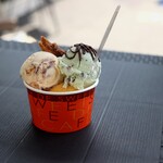 パティスリーヨシノリアサミ - アイスクリーム デーツバニラ＆チョコミント＆マンゴーソルベ
