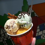 パティスリーヨシノリアサミ - アイスクリーム デーツバニラ＆チョコミント＆マンゴーソルベ
