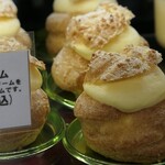 パティスリーヨシノリアサミ - シュークリーム