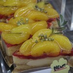 パティスリーヨシノリアサミ - ケーキショーケース