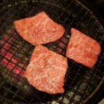 Wagyuu Yakiniku Shingetsu - 三角バラ