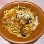 サイゼリヤ - ナスのミートソーススパゲティ