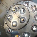 ラ・パティスリー・デ・レーヴ 京都高台寺店 - モダンな雰囲気の店内