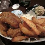 Dining Bar RED Sally - ギネス衣のチキン＆チップス2013/02