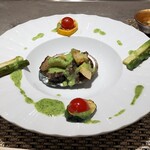 八王子 ステーキ 鉄板焼 いわ倉亭 - 鮑ステーキを綺麗に盛り付けて頂きました!