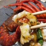 八王子 ステーキ 鉄板焼 いわ倉亭 - ぷりぷりで美味しそう！