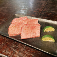 牛牛 西麻布 総本店 - 