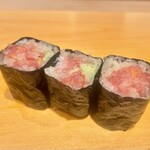 鮨 はしもと - 2022.5.  トロたく巻