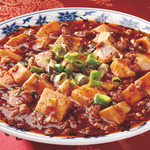 重慶飯店 - 料理写真:重慶飯店と言えば、やっぱり麻婆豆腐! 常に人気上位の料理です♪