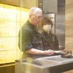 トゥ・ラ・ジョア イズム - 