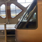 ロマンスカーカフェ - 側面にﾁｬｸﾓｸする