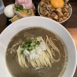 ヌードル＆スパイスカレー 今日の1番 - 