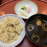 那須温泉　山楽 - 浅利御飯と赤出し、漬物
