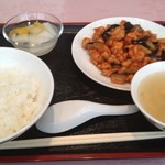 北京遊膳 - 鶏肉とナスのトマトソース炒め