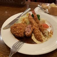 グリル満天星 麻布十番 新宿店 - 内容重視　本来のパン粉のフライの旨さが･･･