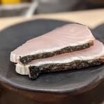 鮨みやもと - 鰆　焼霜