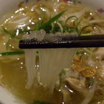 ベトナム料理コムゴン - バインカンの麺！！！