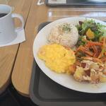 PANORA kitchen of the seasons - プレートランチ