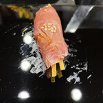 金寿司 - 中トロ、大根と