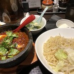 Honkaku Shisen Ryouri Mara Sensei - これは、麻婆つけ麺。