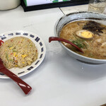 次南坊 - 半炒飯&ラーメン