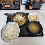 吉野家 - ねぎ塩豚定食 657円