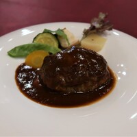 和牛熟成牛とシチリアワイン せいとう 本店 - 熟成黒毛和牛ハンバーグステーキ（180g）