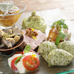 トラットリアイルポッツォ - 前菜8種盛り合わせ