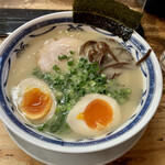 Uri Mbo - たまごラーメン