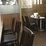 麺や 日の出 - 内観