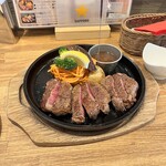 STEAK&HAMBURG ひげ 南6条店