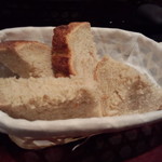 自家製のパン・ド・カンパーニュ