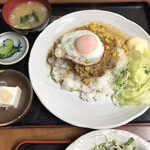 たんぽぽ - たんぽぽハンバーグ丼✨