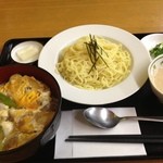 にじいろ食堂 - 冷やしラーメン（ゴマだれ）＋ガツン丼