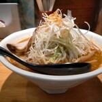 萬馬軒 - 辛味噌ラーメン890円