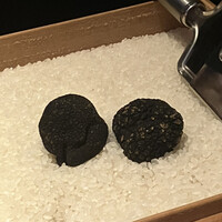 にく稲 - 黒トリュフ