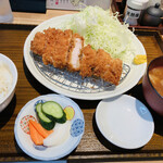 Butanoya - 岩中豚ロースカツ定食